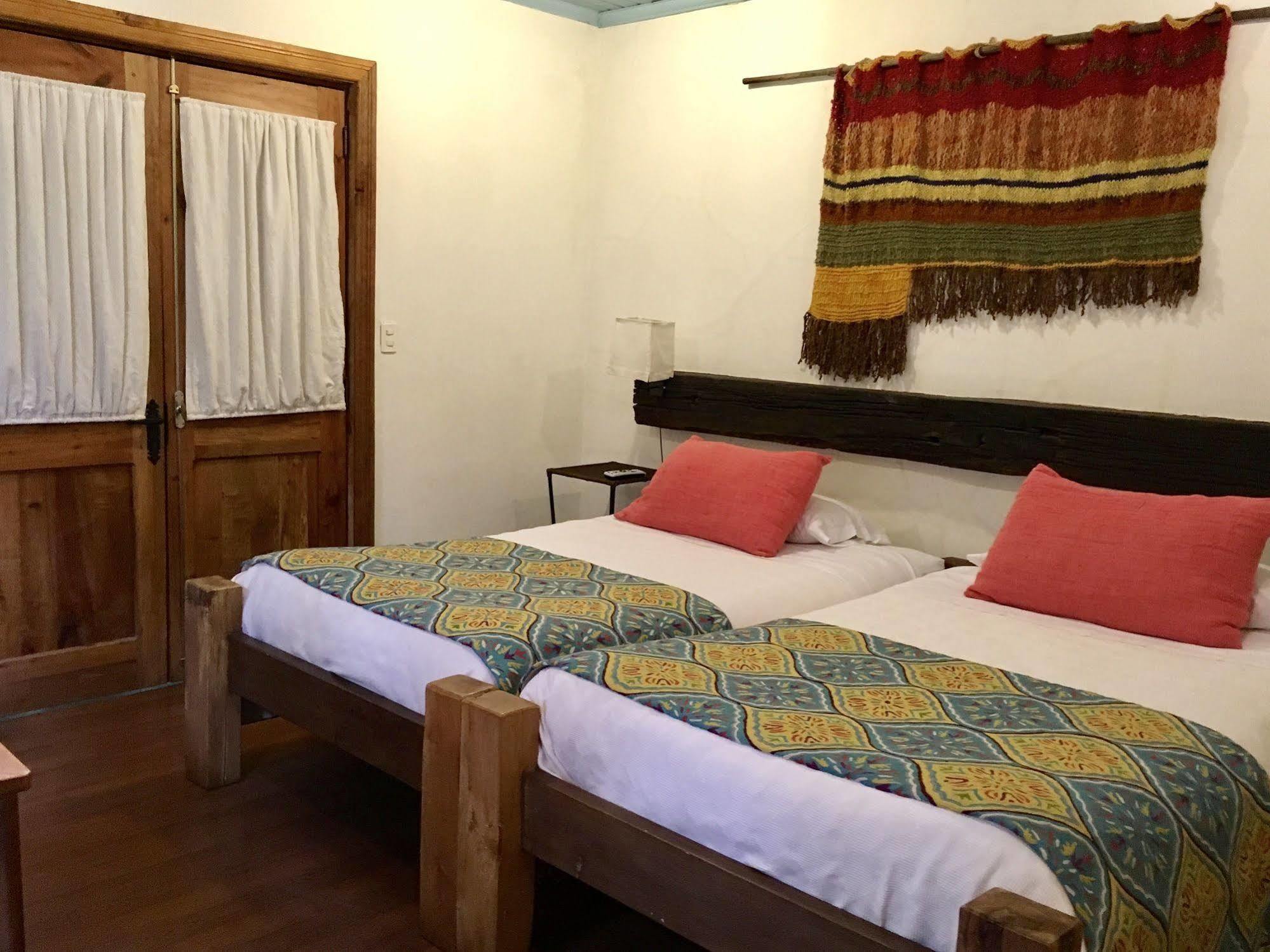 Hotel Casa De Campo 산타크루스 외부 사진